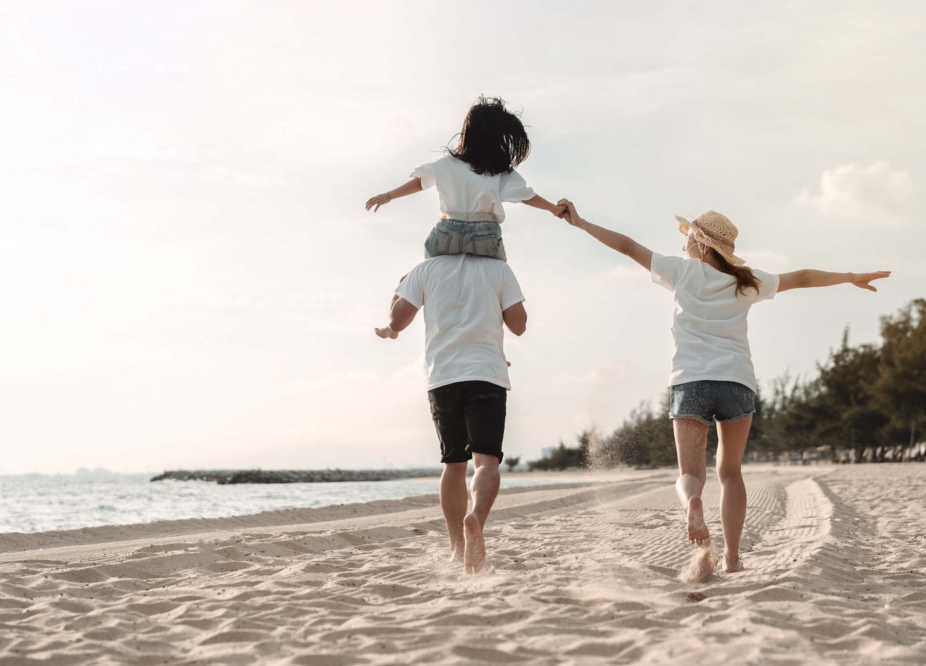 Walks along the beach (mood image)